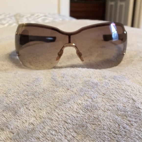 Women’s (or Unisex) Real Gucci Designer Sunglasses - Picture 1 of 8